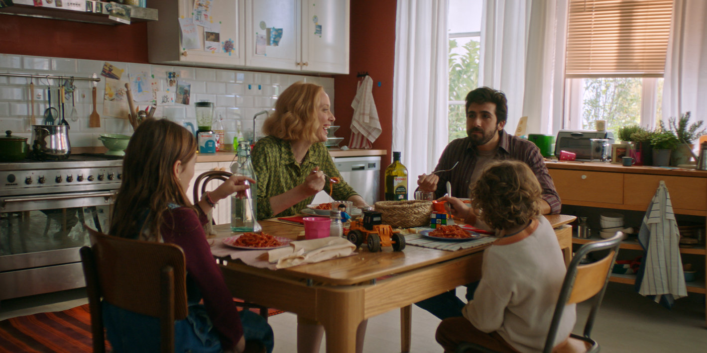 Conad-film-2022-persone-comunita_1400x710.jpg